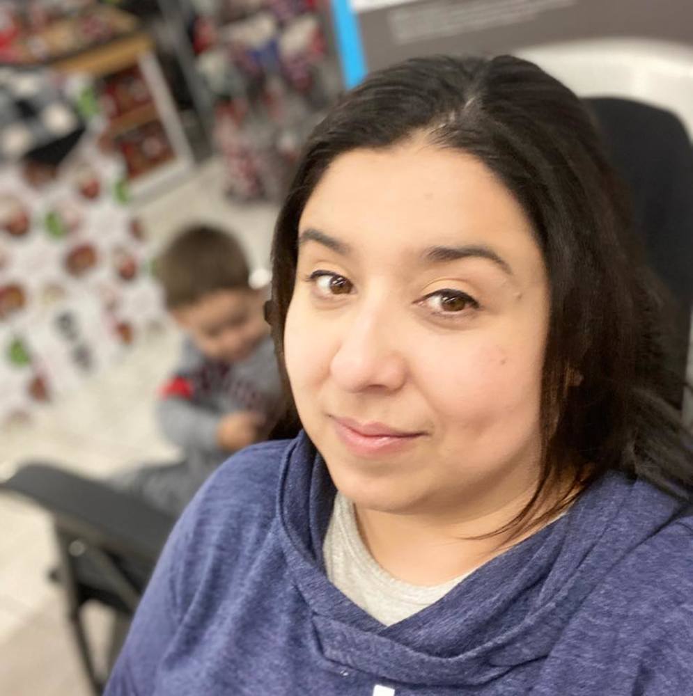 Meet your Posher, Carla